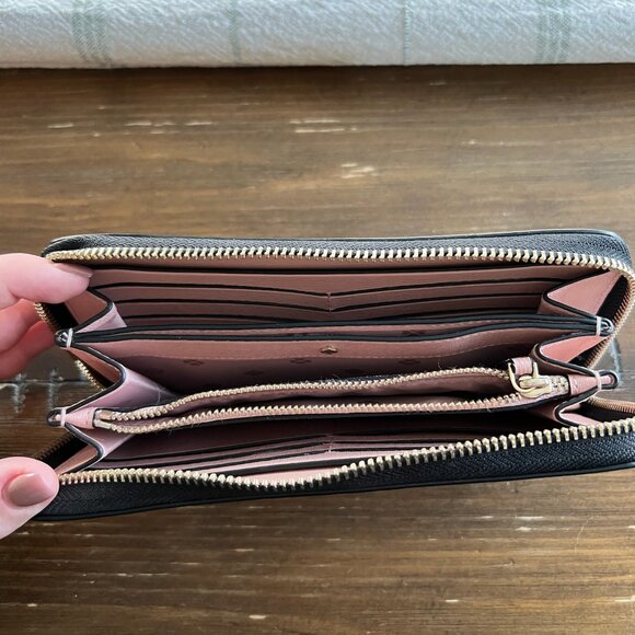 Kate Spade Black Saffiano Leather Zip Wallet - Picture 2 of 3